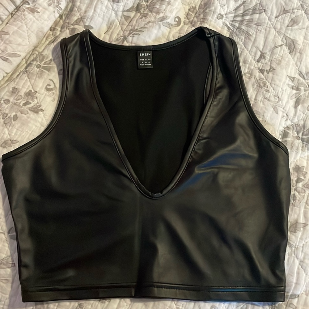SHEIN PU crop top plunge